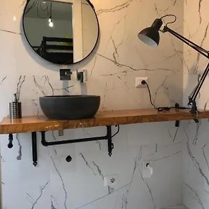 Trevi Industrial D Apartamento