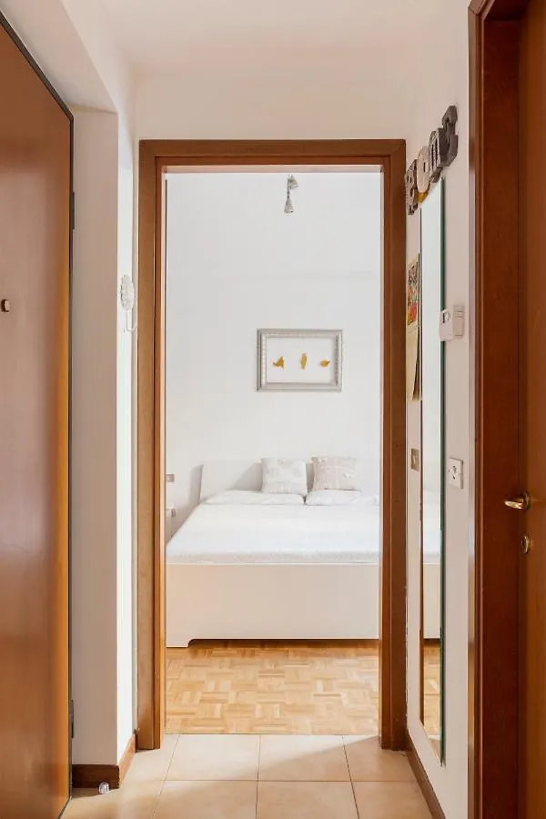 Comfy Apartment In Corso Como Milánó
